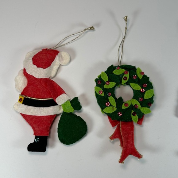 Vintage Felt Christmas Ornaments Set 4 Santa Snowman Ice Skater Wreath Sequins - Picture 5 of 7